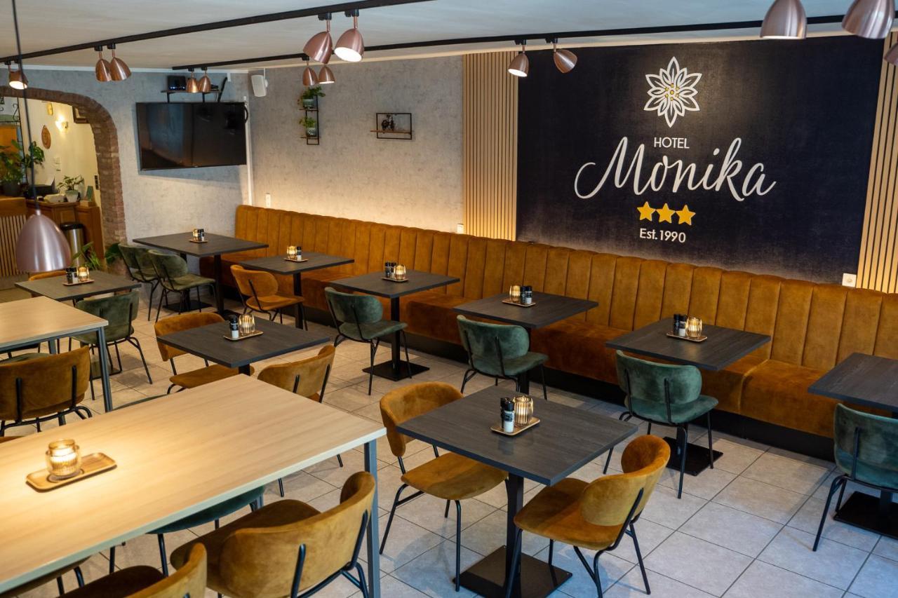 זוטנדאל Hotel Monika מראה חיצוני תמונה