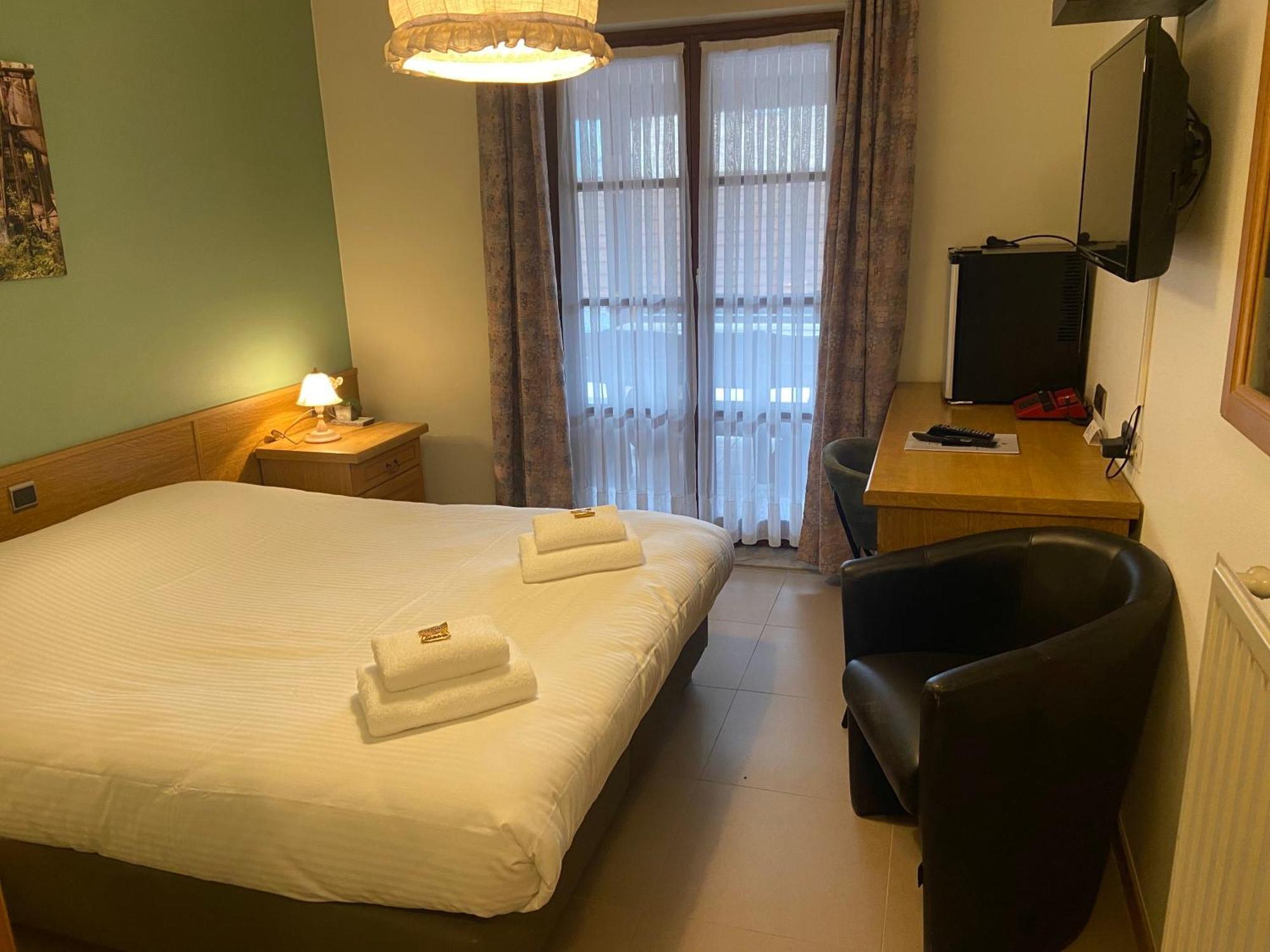 זוטנדאל Hotel Monika מראה חיצוני תמונה